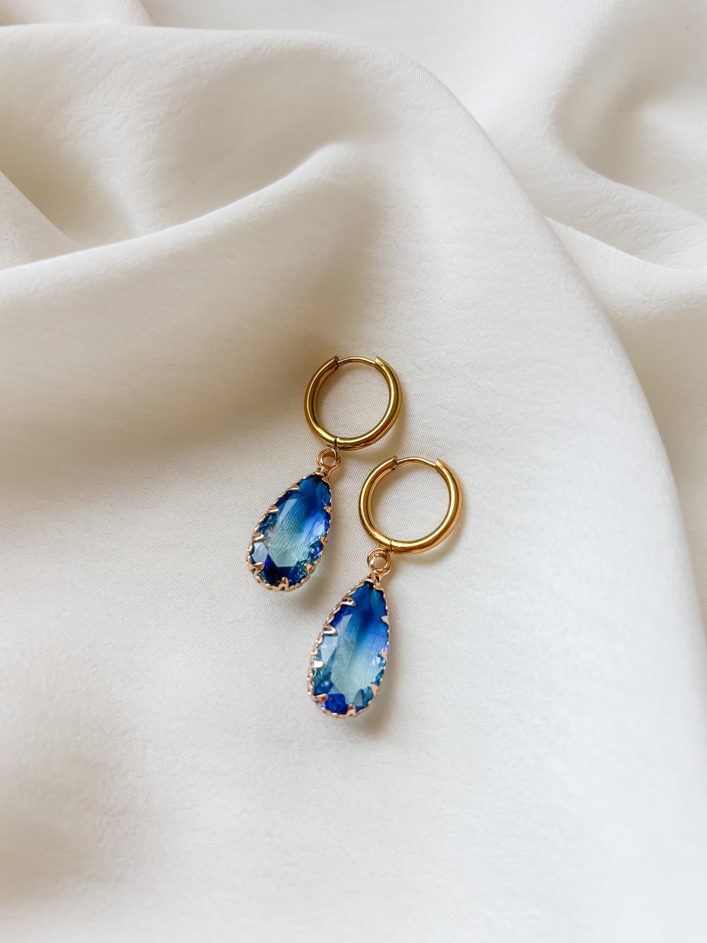 Korvakorut lasipisarat